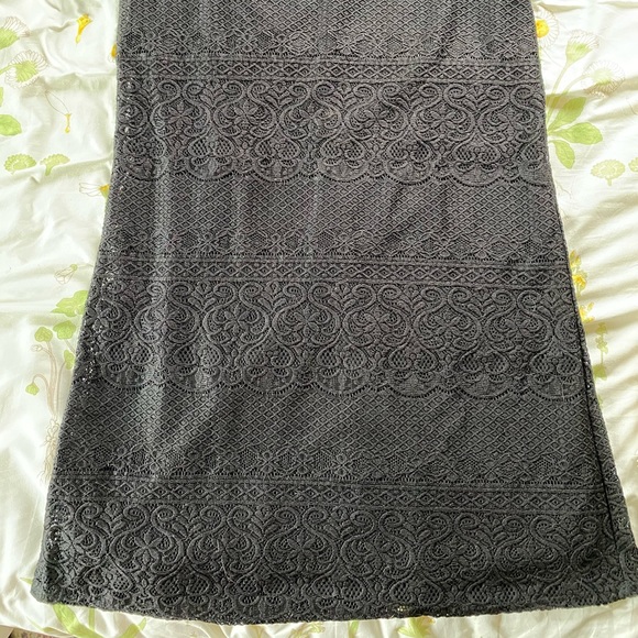 Black mini lace dress - Picture 3 of 3
